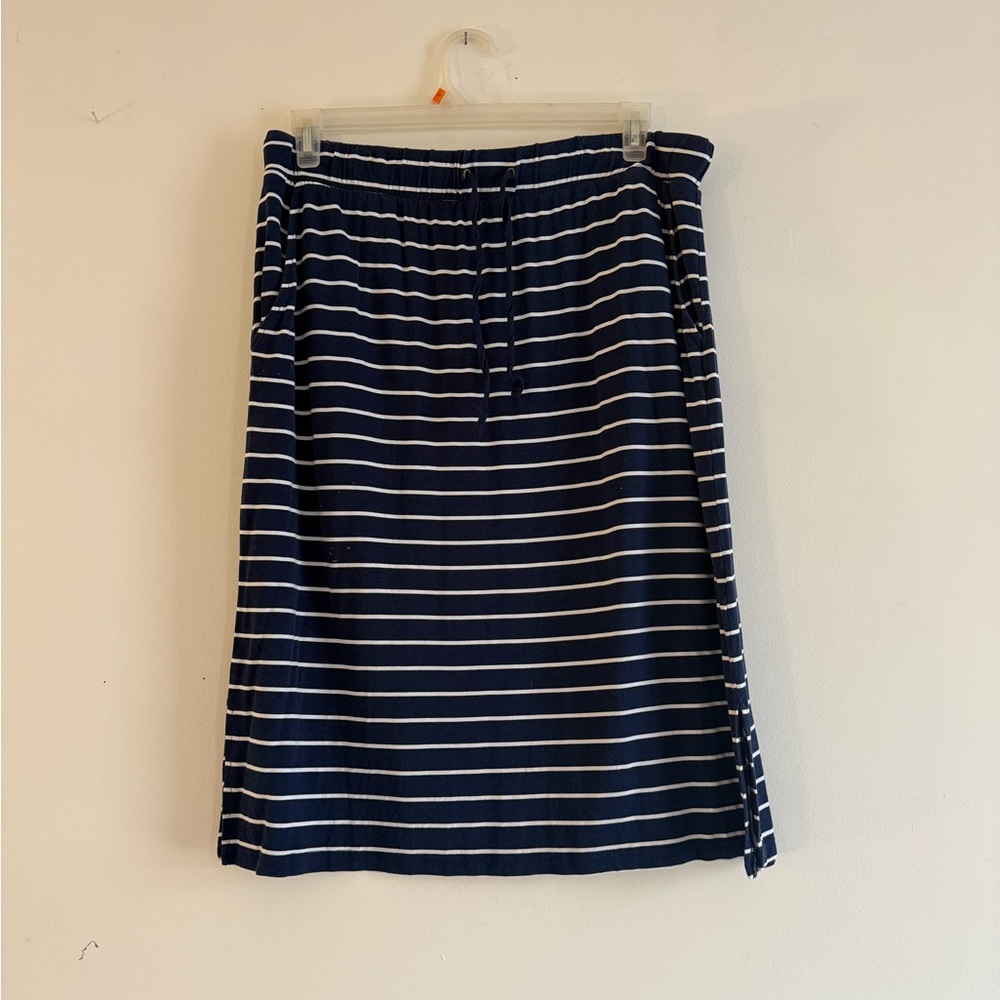 St John’s Bay blue and white size XL